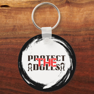 Protect the Dolls – Gothic Typography Sleutelhanger