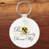 Proud 1st Cavalry Wife Heart Sleutelhanger (Voorkant)