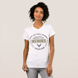 Proud Air Force Grandma ontmoet mijn Hero T-shirt