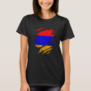Proud Armenian Torn Ripped Armenia Flag T-shirt