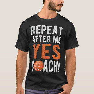 Proud Basketball Coach geeft Basketball basketbal T-shirt