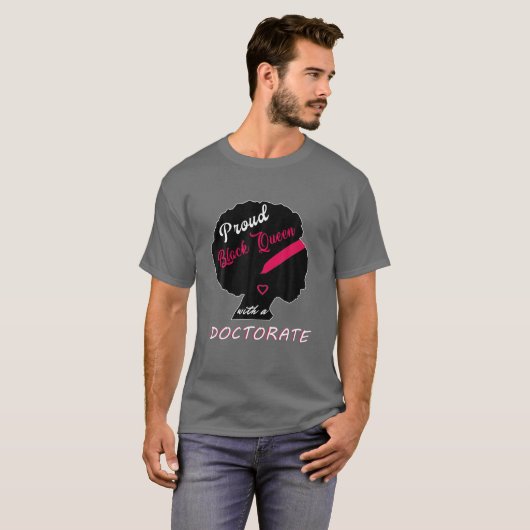 Proud Black Queen Phd Doctorate Afstuderen T-shirt (Voorkant volledig)