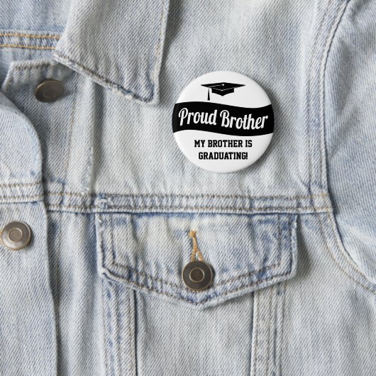 Proud Brother - Afstuderen Button (In situ)