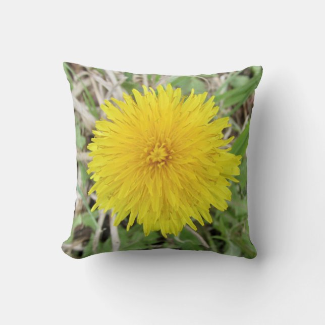 Proud Dandelion Flower. Kussen (Voorkant)