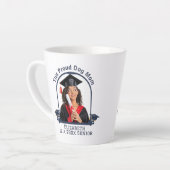 Proud Dog Mum is een Senior - Custom Afstuderen Latte Mok (Linkerhoek)