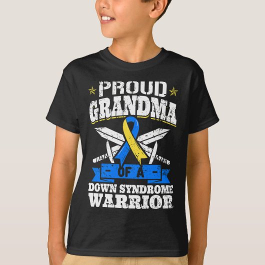 Proud grootmoeder van een downsyndroom, arrior dow t-shirt (Voorkant)