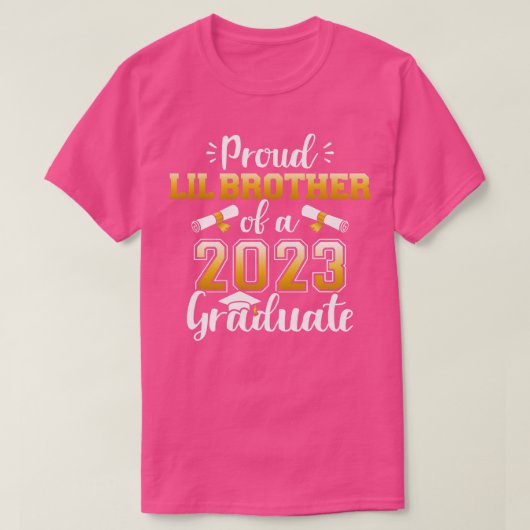 Proud lil broer van klasse 2023 afstuderen voor gr t-shirt (Design voorkant)