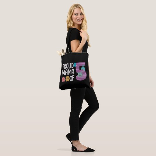 Proud Mama of Five Tote Bag (Op model)