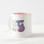 Proud Mama of Five Tweekleurige Koffiemok (Voorkant links)
