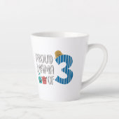 Proud Mama of Three Latte Mok (Rechts)