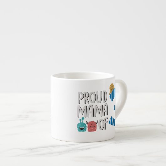 Proud Mama of Three Latte Mok (Voorkant rechts)