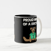 Proud mama van Doctor Mok (Voorkant rechts)