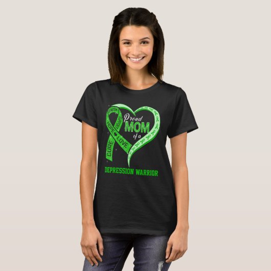 Proud mama van een depressievloeistof linthart t-shirt (Voorkant volledig)