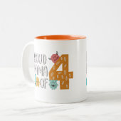 Proud Mama van Vier Tweekleurige Koffiemok (Voorkant links)