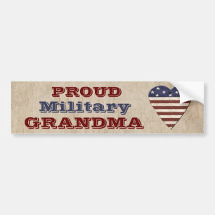 Proud Militaire oma met patriottisch hart Bumpersticker