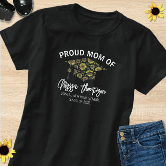 Proud Mom Class Of 2026 Graduate Floral Grad Cap T-shirt