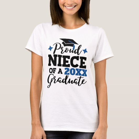 Proud Niece of a 2022 afstuderen zwarte blauwe tas T-shirt (Voorkant)