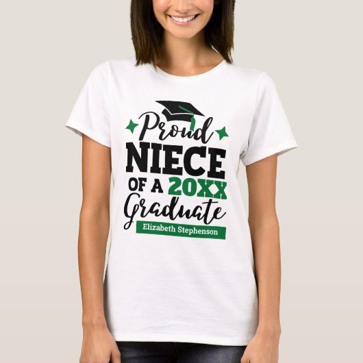 Proud Niece of a 2022 afstuderen zwarte groene tas T-shirt (Voorkant)