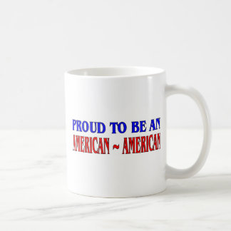 Proud om Amerikaans-Amerikaans te worden Koffiemok