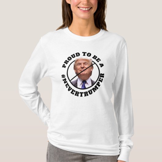 Proud om een nooit-Trumper-antiDonald Trump te wor T-shirt (Voorkant)