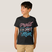 Proud om haar moeder LGBTQ Transgender Pride Paren T-shirt (Voorkant volledig)