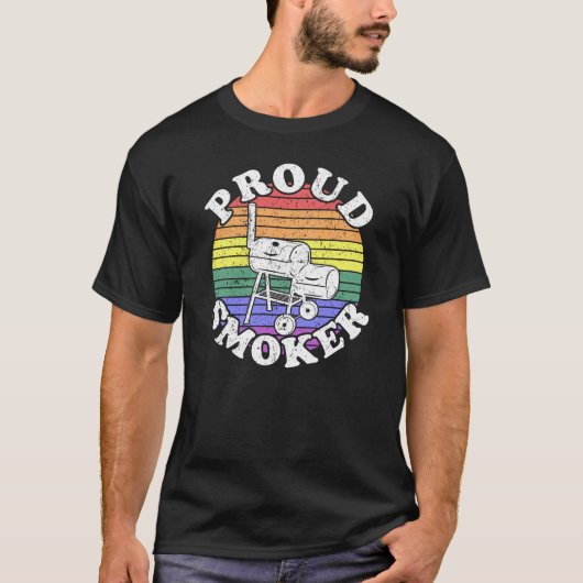 Proud Smoker Retro LGBT BBQ Smoker T-shirt (Voorkant)