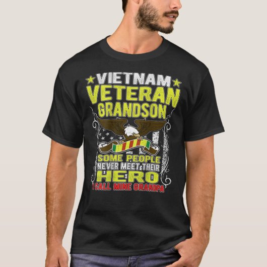 Proud Vietnam Veteran Grandson - Militair T-shirt (Voorkant)