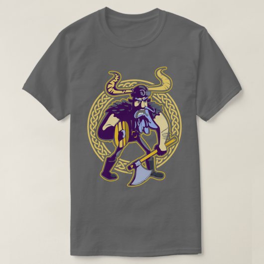 Proud Viking Warrior met Beard Helmet 8 T-shirt (Design voorkant)