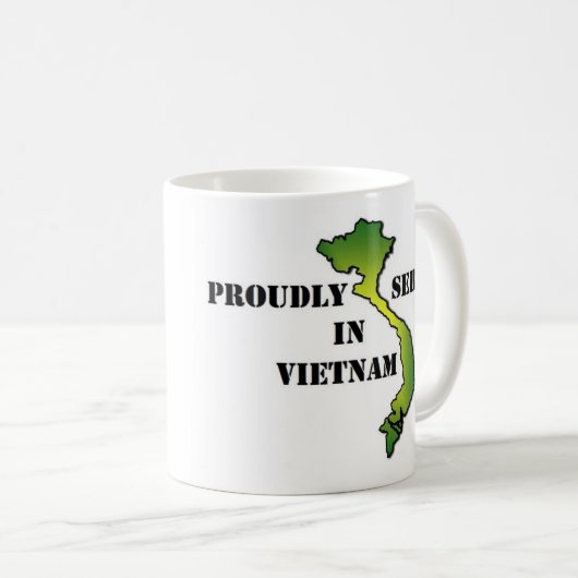 Prouwly Served Vietnam Koffiemok (Voorkant rechts)