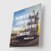 Proverbs 18:10 Bijbelverse-vierkante wandklok (Hoek)