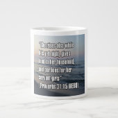 Proverbs 31:15 WEBU Mug Grote Koffiekop (Voorkant)