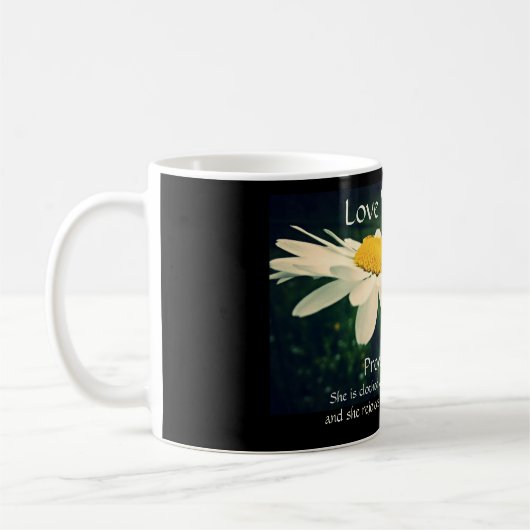 Proverbs 31:25, Moederdag, White Daisy Custom Koffiemok (Links)