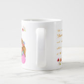 Proverbs 31:25 Ze is bedwelmd met kracht Grote Koffiekop (Achterkant)