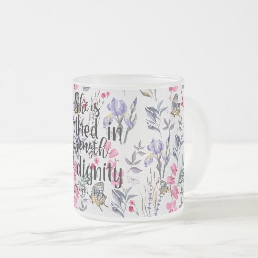 Proverbs 31:25 Ze is in sterkte gekweekt Matglas Koffiemok (Voorkant rechts)