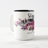 Proverbs 31:25 Ze is in sterkte gekweekt Tweekleurige Koffiemok (Voorkant links)