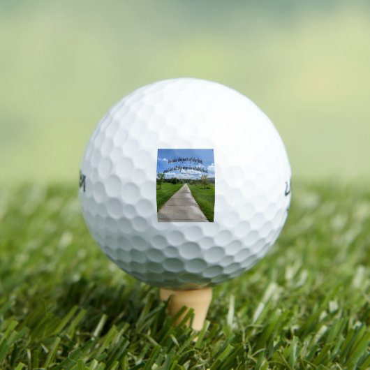 Proverbs 4:26 golfballen (Insitu Shirt)