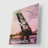 Providence, RI 'Stuck-Up Bridge' Vierkante Klok (Hoek)