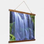Proxy Falls in Oregons Centrale Cascadegebergte Hangend Wandkleed (Gebogen)