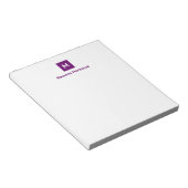 Pruim Paarse Moderne Chic Trendy Monogram Naam Notitieblok (Schuin)