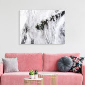 Pruimen uit Okmok Volcano, Aleutiaanse eilanden Canvas Afdruk (Insitu (Woonkamer))