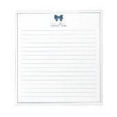 Prussian Blue Bow Border Custom Name Lined Notitieblok (Voorkant)