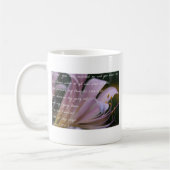 Psalm 139:1-3 Lila Lily Koffiemok (Links)