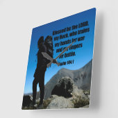 Psalm 144:1 Gezegend is de Heer mijn rots die Vierkante Klok (Hoek)