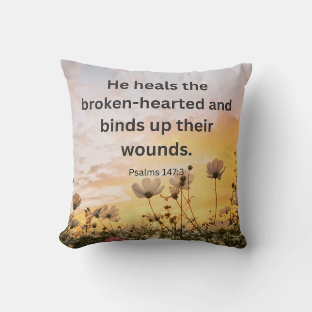 Psalm 147:3 Hij geneest de gebrokenen en bindt Kussen (Voorkant)