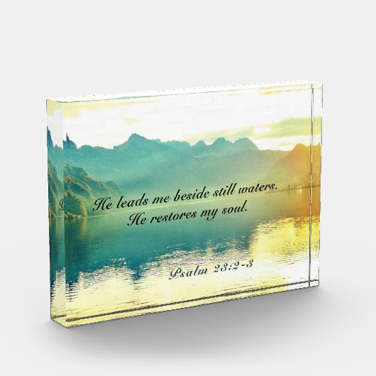 Psalm 23 2-3 Hij leidt me naast stilstaande watere Fotoblokken (Links)