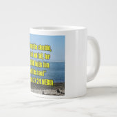 Psalm 37:24 WEBU Mug Grote Koffiekop (Voorkant rechts)