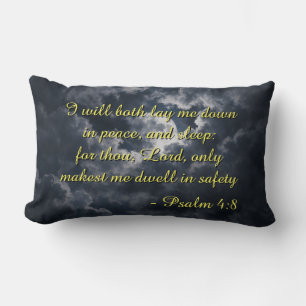Psalm 4:8 Kussen met nachtachtergrond. Tweetalig