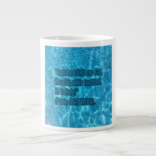 Psalm 99:5 WEBU Mug Grote Koffiekop (Voorkant)