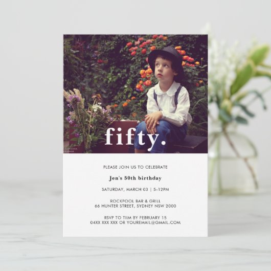 Pset 50th Birthday Foto Uitnodiging (Staand voorkant)