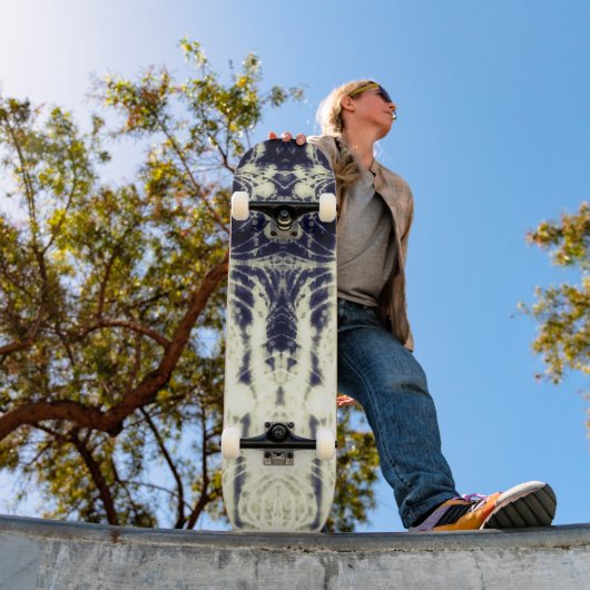 psychedelic abstract art black and white persoonlijk skateboard (Buiten 1)